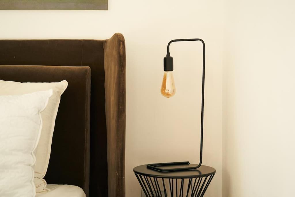 Ultracentral Two Rooms Apartment In Bucareste Exterior foto